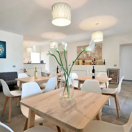 Prima Luna ゲストハウス