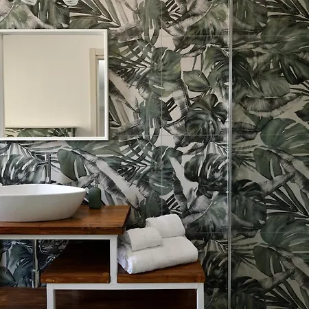 Prima Luna בית הארחה בארי סארדו